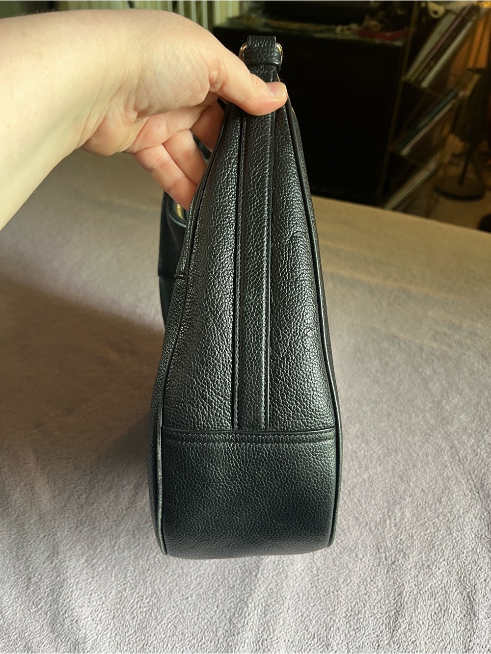 Authentic Coach Large Harley Hobo Bag in Black Pebbled Leather - Picture 4 of 15